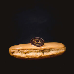 Eclair café